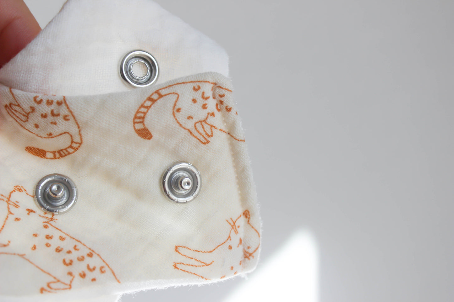 Lätzchen - Leo Cute